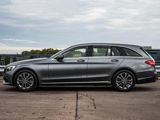 Mercedes-Benz C-klasse Estate 180 Premium | LED | Trekhaak | Camera | Apple CarPlay/Android Auto | Stoelverwarming | Dodehoekdetectie | Dealeronderhouden / 8