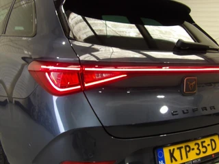 CUPRA Leon 1.4 e-Hybrid 245pk DSG-6 / 11