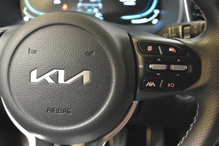 KIA Stonic 1.0 T-GDi MHEV 100pk GT-Line Stoel/Stuurverwarming / 18