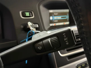 Volvo V60 1.6 T4 R-Design | Navi | Trekhaak | 180PK | Winter Pack | High Performance Audio | Leder/Alcantara / 26