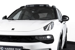 Lynk & Co 01 1.5 PHEV 276 PK More | S/K-panodak | Dig. Cockpit | Stoel-+Stuurverw. | 360 Camera | Adapt. Cruise | Memory | Elek. klep | LM 20" | 2650 / 44