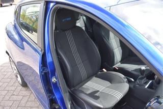 Renault Clio 0.9 TCe GT-Line 2x Pack Essentiel  | Keyless | DAB | Navi | Cruise Control | Airco | Sportstoelen | Full LED | LM-Velgen / 12