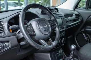 Jeep Renegade 1.4 MultiAir Limited Grijs Kenteken|Parkeersenoren|Navi|EX BTW| / 17