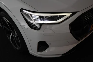 Audi e-tron Sportback 55 408pk quattro S edition 95 kWh SOH 91% Luchtvering 360Camera Nachtzicht Keyless Adaptive cruise / 52