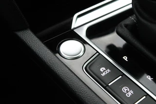 Volkswagen Arteon Shooting Brake 2.0 TSI 190pk DSG R-Line Business+ Keyless Panoramadak DCC Camera Stoelverwarming Virtual Cockpit Navigatie / 6