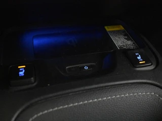Toyota Corolla 1.8 Hybrid Smart Bi Tone | Head-up | Trekhaak | Stoelverw. / 25