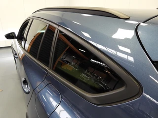 Ford Focus Wagon 1.0 EcoBoost Hybrid Active Style NAVI-APP/CAMERA/CLIMA/LED/17"LMV! / 32