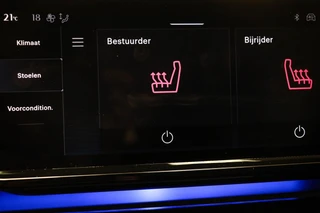 Lancia Ypsilon Edizione Cassina Limitata 51 kWh | NAVIGATIE | MASSAGE | DRAADLOZE LADER | DAB | 360 CAMERA / 9
