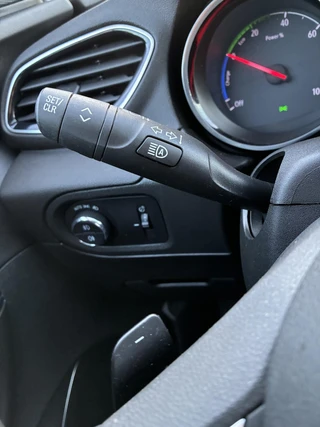 Opel Grandland X 1.6 Turbo Hybrid4 Automaat Ultimate | ECC | Navigatie | Leder | Winterpakket | Stoelventilatie | Camera | Trekhaak | 19" LM-Velgen | Zeer kompleet / 35
