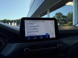 Ford Focus Wagon 1.0 EcoBoost Connected - Navi Carplay Park. sens. voor en achter / 35