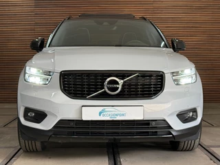 Volvo XC40 1.5 T3 R-Design | Pano | Winterpakket | Elektr voorstoelen+memory | Camera | Carplay / 26