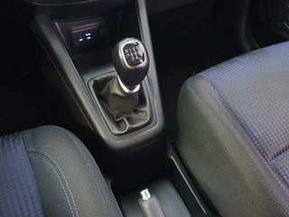 Hyundai ix20 1.4i i-Vision Trekhaak | Cruise control | All-seasonbanden | Hoge instap / 35