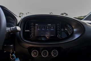 Toyota Aygo X 1.0 VVT-i MT Play  | Camera | ACC | NL Auto / 26