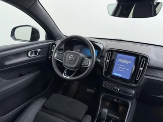 Volvo C40 Recharge Core 69 kWh SOH 93%|VOLVO DEALER ONDERHOUDEN| ACHTERUITRIJCAMERA| PANORAMADAK| STOEL + STUURVERWARMING| RIJKLAARPRIJS INCL. 12 MAANDEN BOVAG GARANTIE| / 25
