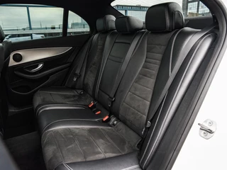 Mercedes-Benz E-klasse 220 d AMG Line Night Edition Panoramadak Widescreen Sfeerverlichting Apple CarPlay Android Auto Camera Stoelverwarming LED / 14