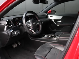 Mercedes-Benz A-klasse 200 Business Solution AMG | STOELVERW. | CAMERA | APPLE CARPLAY | NAVI | CRUISE | / 13