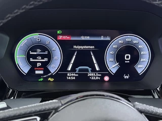 Audi A3 Sportback 45 TFSI e S edition Competition 272pk PHEV| 8.000KM!  | INCL. BTW | 143km RANGE WLTP!! | ADD. CRUISE | PANORAMADAK | FABRIEKSGARANTIE t/m 04-2027| MEGA COMPLETE AUTO| S-LINE BINNEN + BUITEN| LEDER| / 32