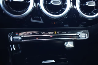 Mercedes A-klasse 180 Business Solution AMG|Automaat|Camera|Stoelverw.|Navi| / 13