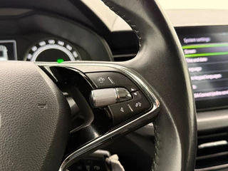 Skoda Kamiq 1.0 TSI Ambition | Automaat | Adaptive cruise | Stoel & stuurverwarming | CarPlay | Afneembare trekhaak / 16
