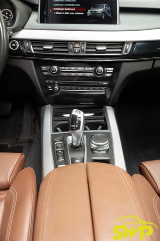BMW X5 xDrive40e iPerformance High Executive | 93% SoH | M-sport | Pano | ACC | H&K | 20 inch | 4-zone | HUD | Memory | Full option | Comfort stoelen / 6