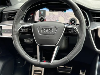 Audi A6 Avant V6 55 TFSI 340pk quattro S-line Panoramadak | Trekhaak | 20 inch | Zwart optiek | Camera | Incl. 1 jaar Bovag garantie / 13
