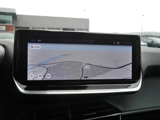 Peugeot 2008 1.2 Hybrid 145 Business Automaat | | CarPlay | Navigatie | Camera | Cruise Control | LED verlichting / 25