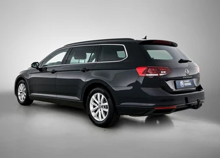 Volkswagen Passat Variant 1.5 TSI Business Automaat | Adaptive Cruise | Stoelverwarming | CarPlay | Trekhaak / 9