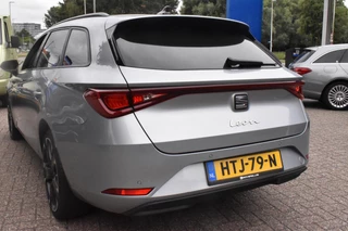 SEAT Leon Sportstourer 1.5 eTSI Style Automaat | Navigatie | Cruise | Cupra Velgen | 12 mnd BOVAG garantie | Whatsapp 06-53188999 / 14