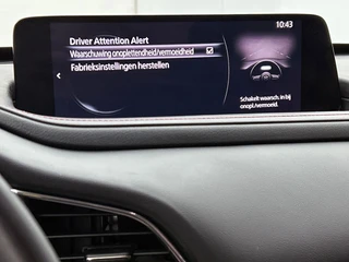 Mazda CX-30 2.0 e-SkyActiv-G M Hybrid Homura | Adaptive Cruise | Stoelverwarming | CarPlay | HUD | Camera | Parkeersensoren / 22