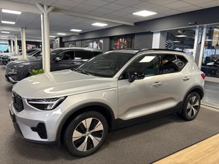 Volvo XC40 1.5 T5 Plug-in hybrid Plus Dark /pano/memory/navi/harman kardonc/camera / 9