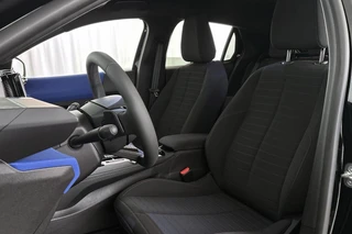 Lancia Ypsilon 1.2 Turbo Hybrid / 7