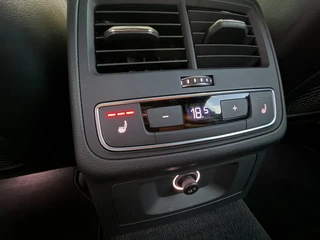 Audi A4 Avant 2.9 TFSI RS 4 quattro / Pano / Keramisch / ABT / Top View / Head-Up / Milltek / 54