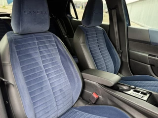 Lancia Ypsilon Edizione Limitata Cassina Navigatie | Apple carplay/Andriod auto | Cruise control | Velours bekleding | Achteruitrij camera | / 8