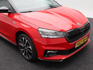 Škoda Fabia 1.0 TSi Monte Carlo 115 Pk Automaat | Stoelverwarming | Camera | Climatronic | CarPlay | Cruise Control | 17 Inch | 27.303 Km !! / 14