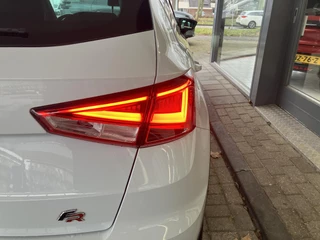 SEAT Arona 1.0 TSI FR Limited Edition / 10