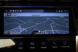 Peugeot e-408 GT 58 kWh | NIEUW | PANORAMADAK | STUURVERWARMING | MASSAGE | DAB | APPLE | 360 CAMERA / 45