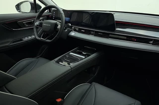 Omoda 5 1.5 T-GDi SHS-H Premium DEMO | Panoramisch Schuif/kanteldak | Keyless | Lederen bekleding | Stoelverwarming | Snel rijden | 7 Jaar fabrieksgarantie / 17