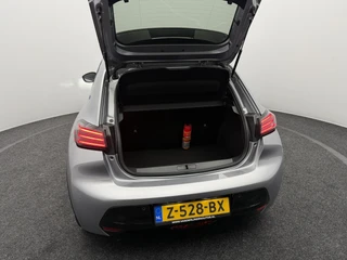 Peugeot e-208 EV GT 51 kWh 3-Fase SOH 96,5% Warmtepomp | 3D i-Cockpit | Carplay&Android | Camera | Full-Led / 31