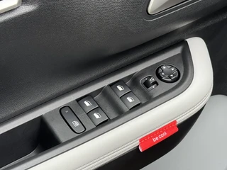 Citroen C3 1.2 Turbo 100pk Max | Apple Carplay/Android Auto | Cruise Control | Dab Ontvanger | Verwarmde Voorstoelen | lichtmetalen velgen 17 Inch / 12