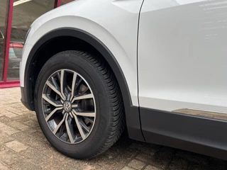Volkswagen Tiguan 1.4 TSI ACT Highline  | ACC | Navi | PDC | Stoelverw. | / 7