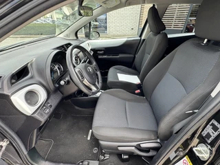 Toyota Yaris 1.5 HYBRID ASPIRATION / 13
