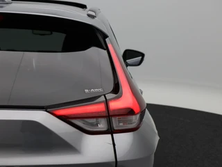 Mitsubishi Eclipse Cross 2.4 PHEV Prestige | Stoelverwarming | Camera | Panoramadak | Climatronic | Navigatie | CarPlay | 19 inch | 86.363 Km !! / 14