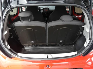 Toyota Aygo 1.0 VVT-i x-cite | Achteruitrijcamera | Airco | 5 Deurs | Lichtmetalen velgen | Led dagrijverlichting | Apple Carplay/Android Auto | Elektrische ramen voor / 10