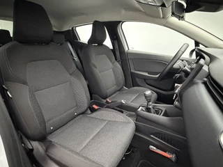 Renault Clio 1.0 TCe 90 Equilibre Navigatie | Carplay&Android | Led | DAB / 7