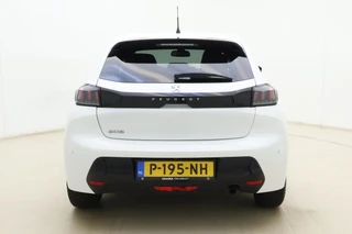 Peugeot 208 1.2T Allure Pack | 100PK | Parkeer Camera Achter | Stoelverwarming Voor | Privacy Glas | LED | Cruise Control | DAB+ | / 12