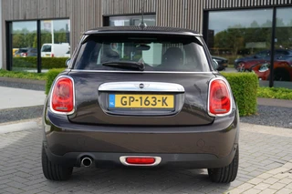 Mini Mini 1.5 Cooper Chili Serious Business | 1e eigenaar | Volledig onderhouden | Climate Control | LED | Cruise Control | Bluetooth | 18 inch | Navigatie | Comforttoegang | / 12