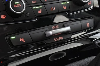BMW 2-serie Gran Tourer 216i Business Edition Plus Trekhaak Stoelverwarming Head-Up Harman Kardon / 43