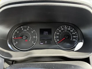 Dacia Duster 1.3 TCe Comfort | Airconditioning | Cruise control | Parkpilot | Apple Carplay/Android Auto | Elektrisch Pakket | LM-Velgen / 17