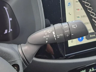 Toyota Aygo X Hybrid 115 GR Sport NIEUW IN DE SHOWROOM DIRECT LEVERBAAR 18'' LM-VELGEN PDC STOELVERWARMING AD-CRUISE / 18