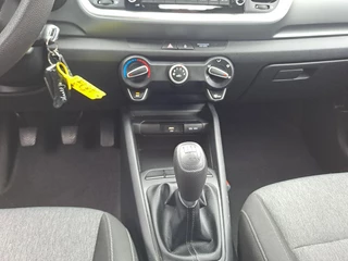 Kia Stonic 1.0i Turbo MHEV ComfortLine 100 PK | 1e Eigenaar | Airco | Bluetooth | Camera | Cruise control | Metallic lak | Fabrieksgarantie t/m 3-7-2031 | NAP / 19